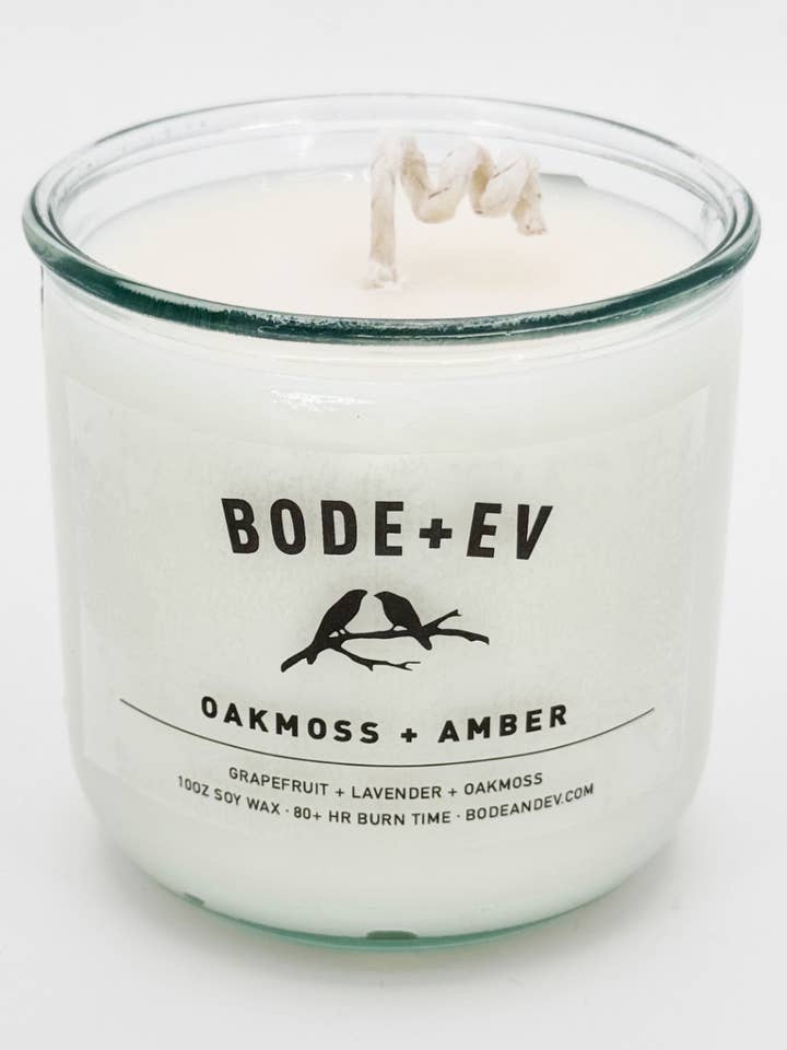 Mousse de chêne + Ambre | Ambre terreux · Bougie à la mousse + Spray d'ambiance pour la vente par Bode+Ev