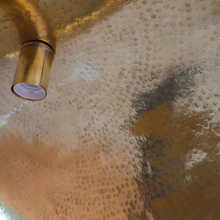 Néda - Wholesale Chandelier/Hanging Light - Lotus Leaf Brass Pendant "NOOR" - Smooth6