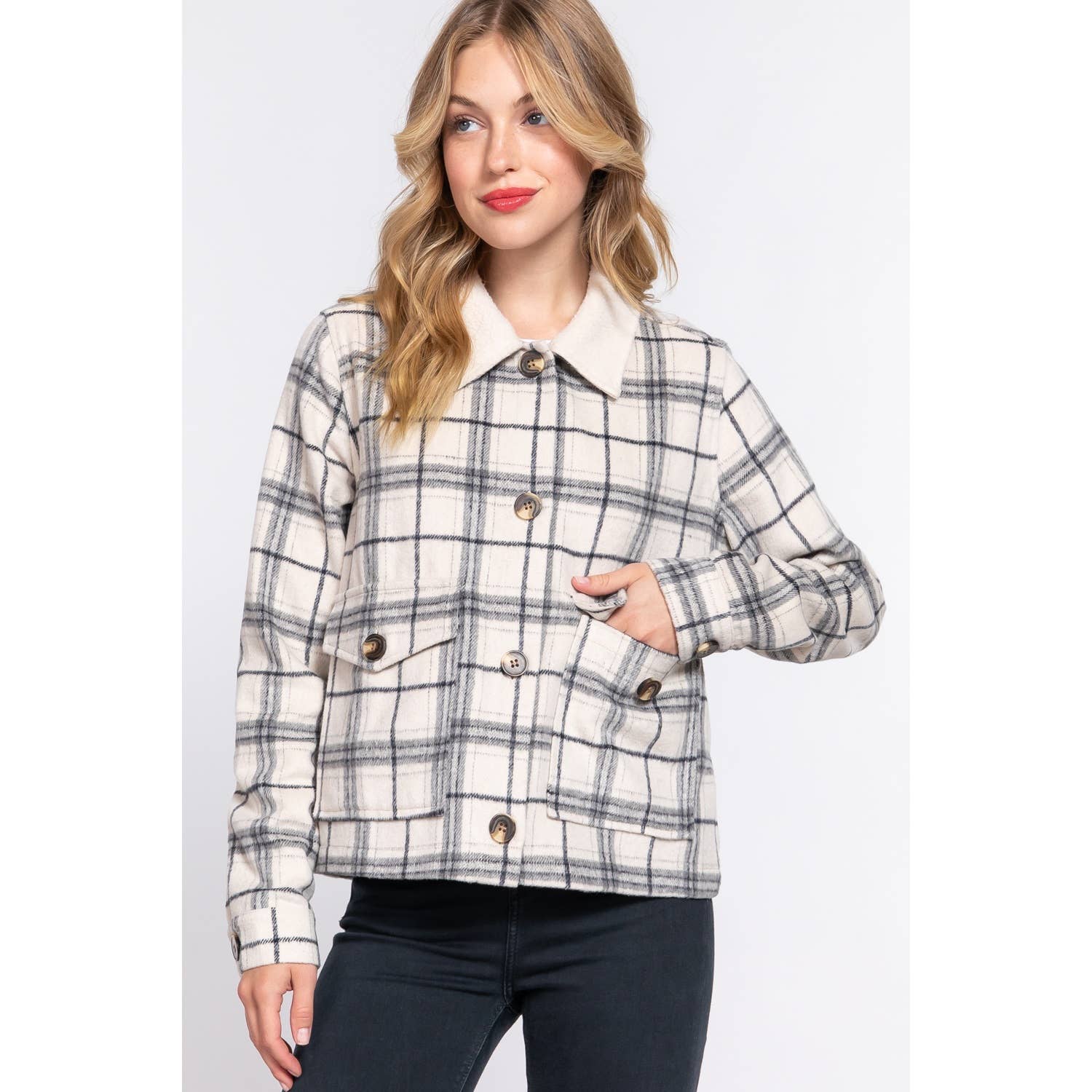 Apolline - Wholesale Shirt Jacket/Shacket - Women's - FAUX FUR COLLAR PLAID SHACKET5