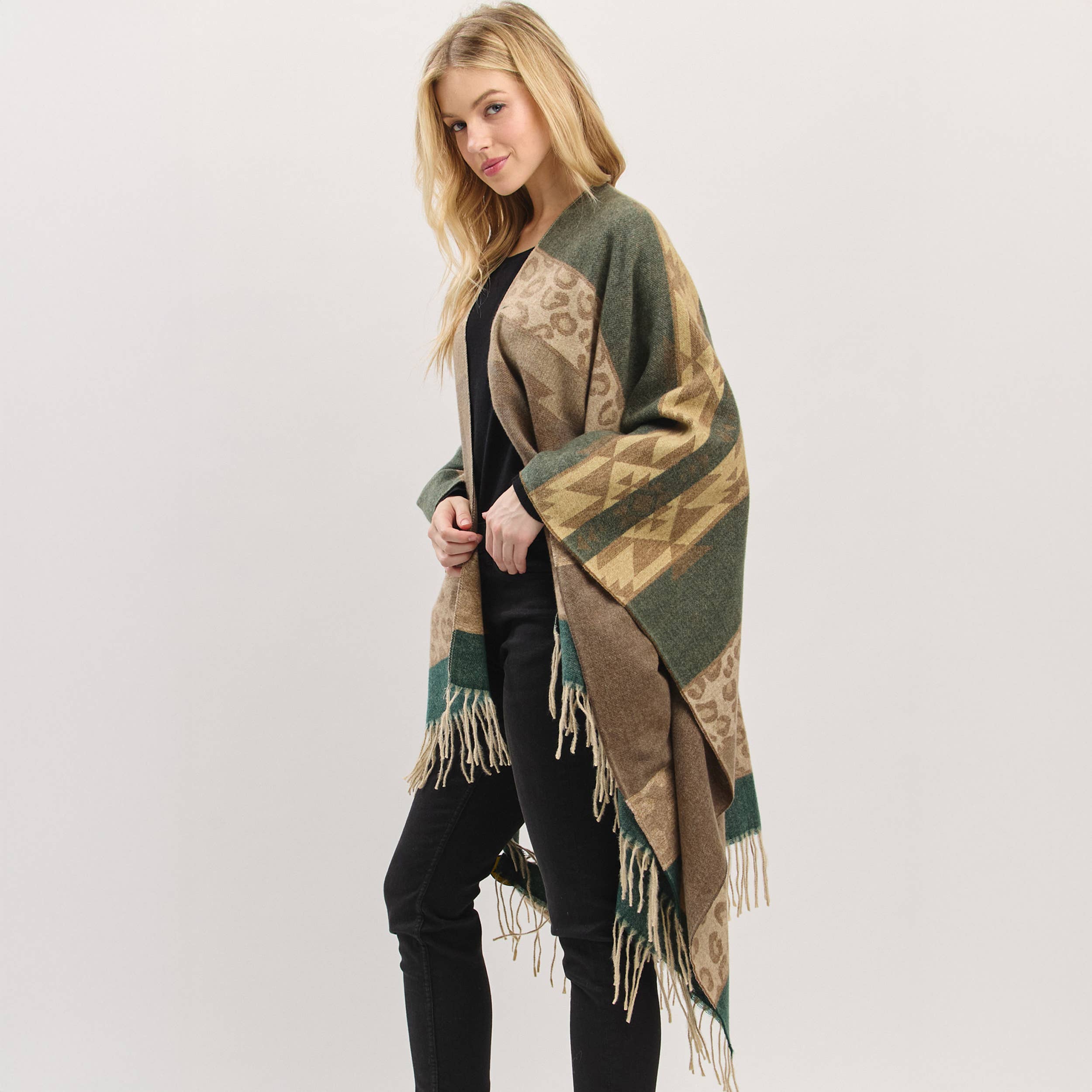 Hana – wholesale Kimono – Women's – Aztec Leopard Pattern Western Style Fringe Ruana7