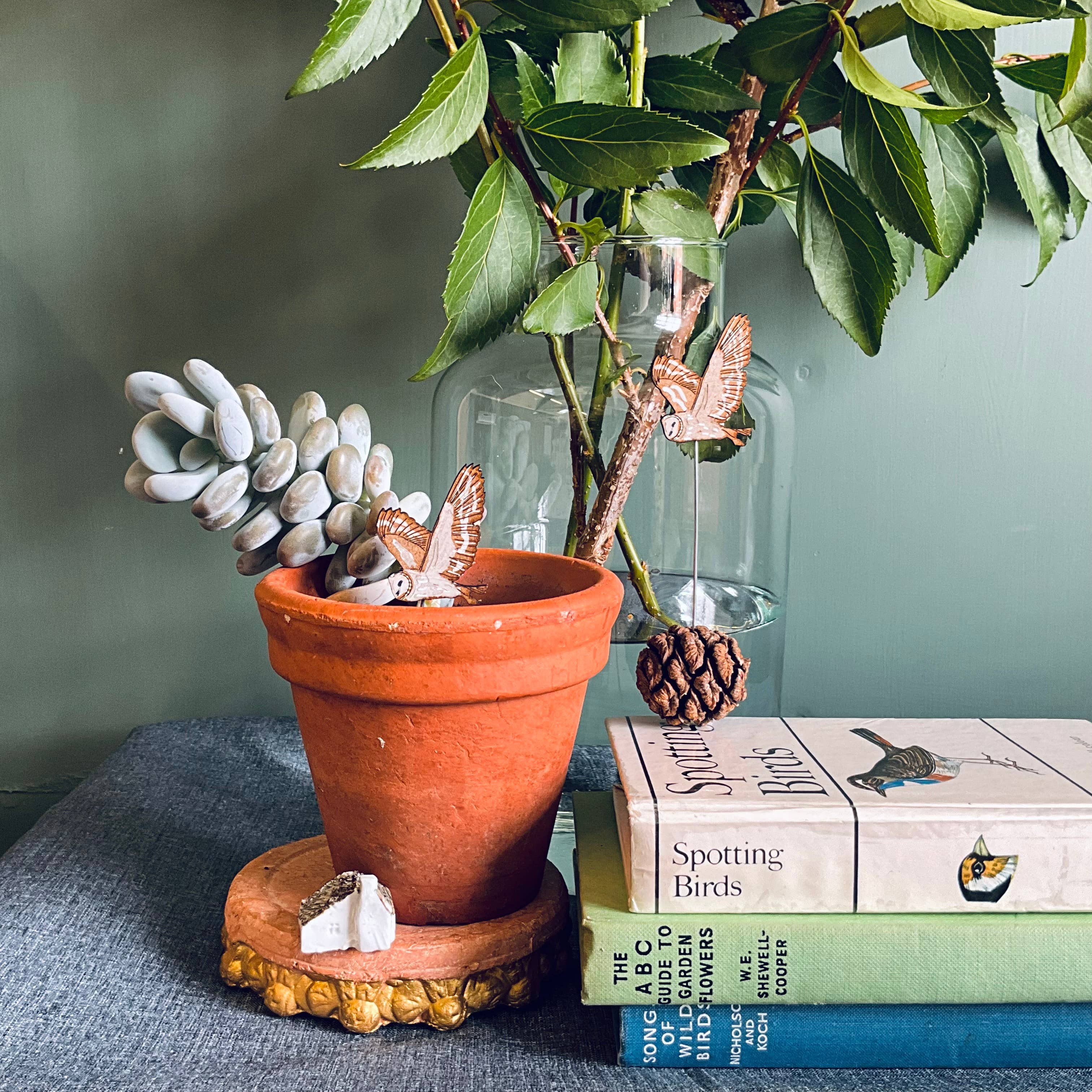 Lily Faith - Vente Piquets de jardin/pelouse - Pot à fleurs Barn Owl Companions3