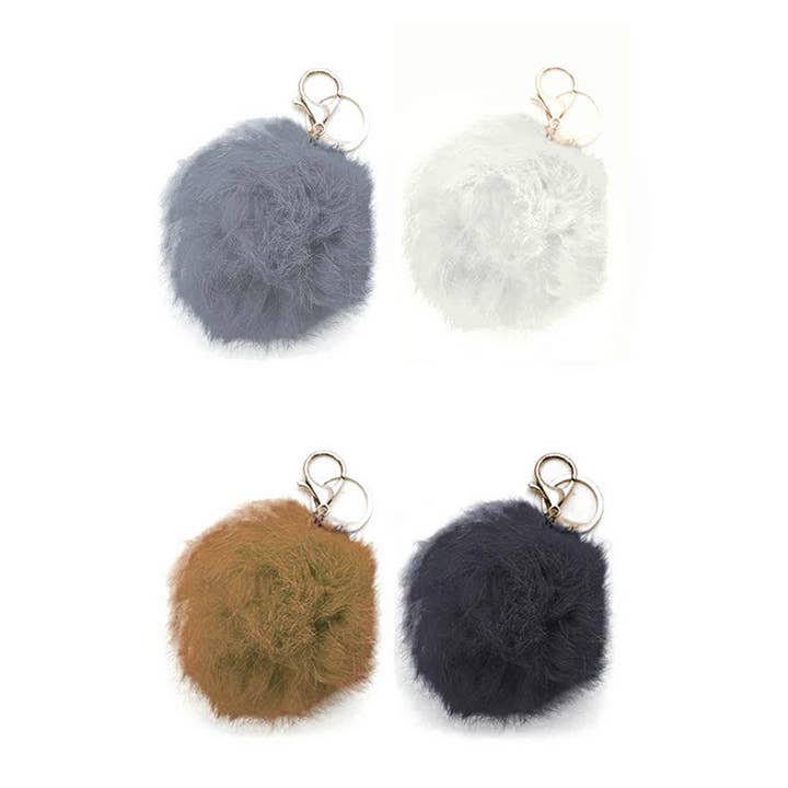 Ensemble de grands porte-clés à pompons en fausse fourrure pour la vente par LA Jewelry Plaza