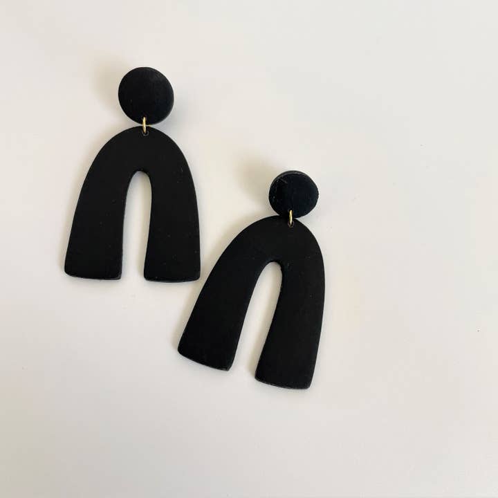 AnalyJewelry - Wholesale Dangle Earrings - Large Arch Drop Earrings1