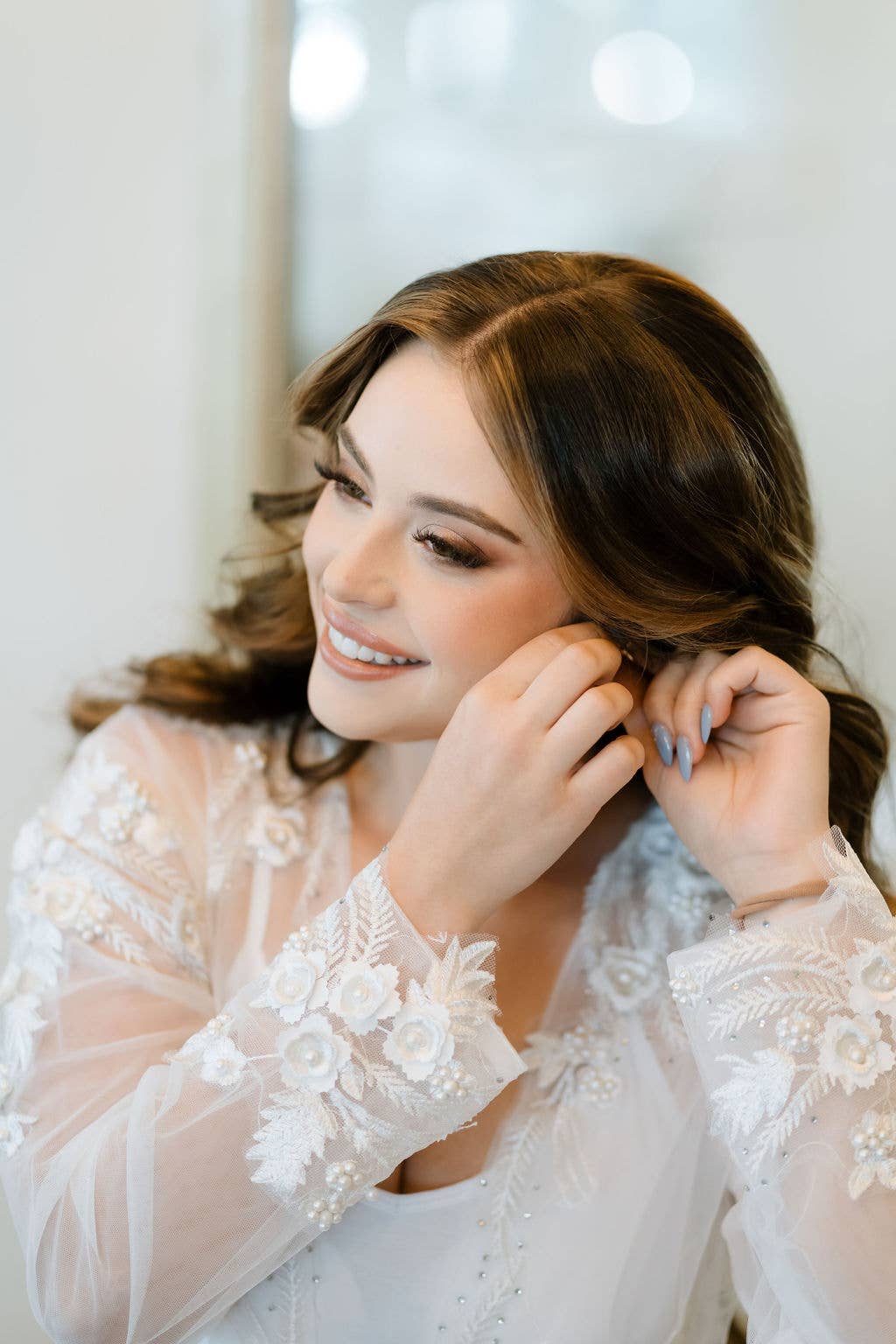 Petite Mariee Boutique - Wholesale Robe - Women's - Leighton Lace Bridal Robe5