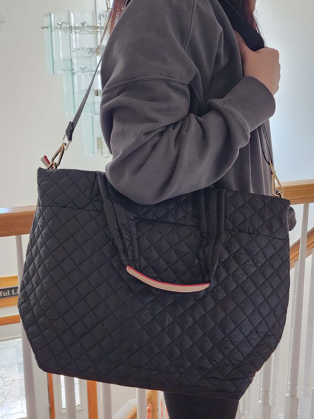 Hatzzi - Wholesale Tote Bag - Women's - Large Nylon Quilted Puffer Top Zip Tote2