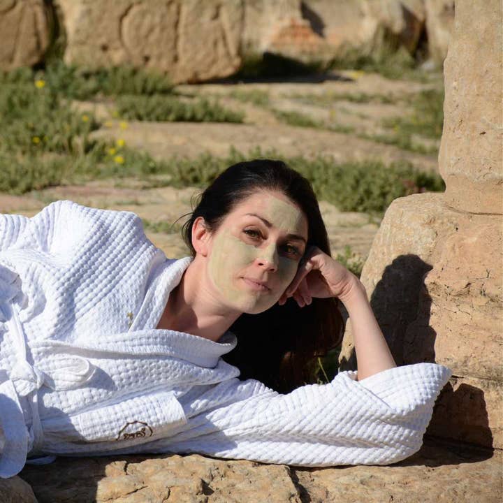 Katari Beauty - Wholesale Skincare Face Mask - FACIAL MASQUE | Acne, Blackheads Detox pH-Neutral Green Clay10