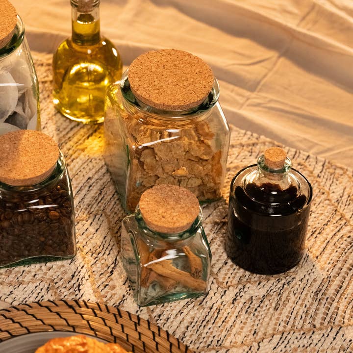 Jarapa - Wholesale Jar - Recycled Glass Square Storage Jars with a Cork Lid8