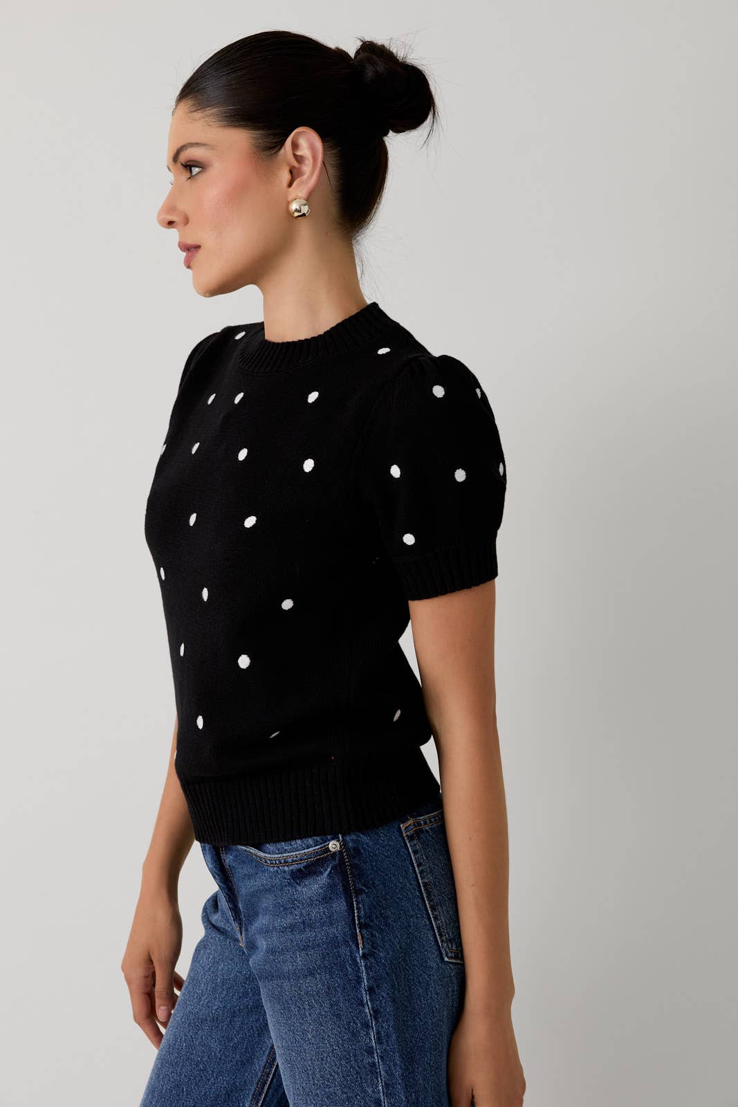 Sunday Edition - Wholesale Knit Sweater - Women's - ROUND NECK PUFF SHORT SLEEVE "POLKA DOT" EMBROIDERED SWEATER56