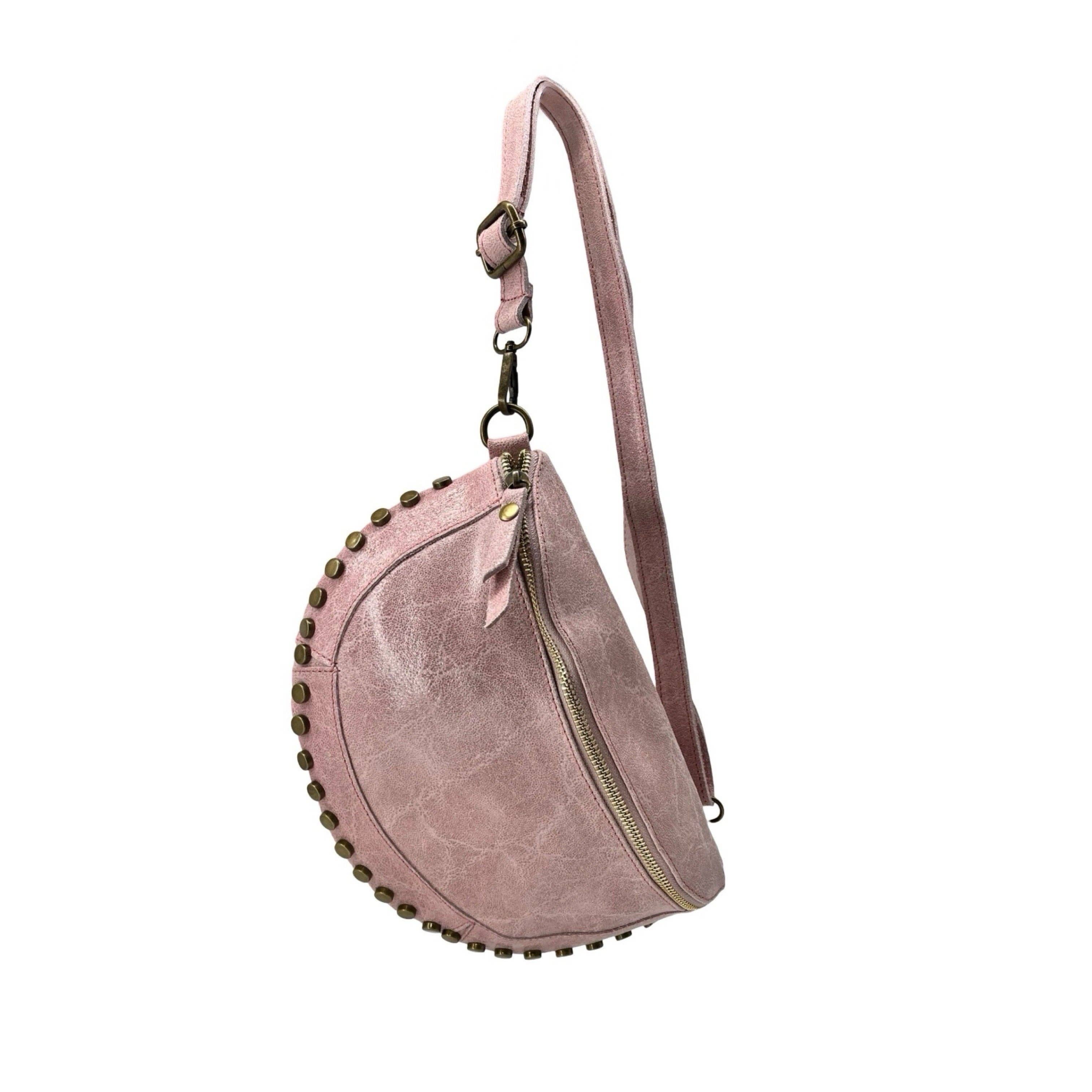 Louisa lee - Vente Sac ceinture – femme - SAC BANANE CUIR BROSSE CLOUTE4