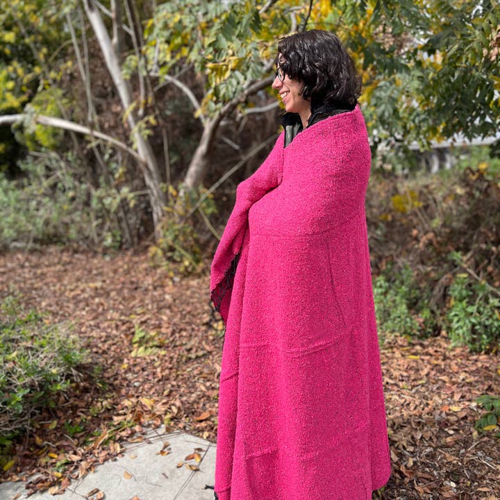 West Path - Wholesale Throw Blanket - Solid Hot Pink Mexican Blanket5