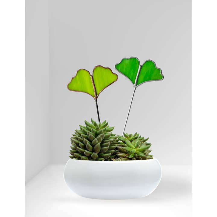 Samara Designs Studio – wholesale Garden/lawn stake – Glass Ginkgo Leaf