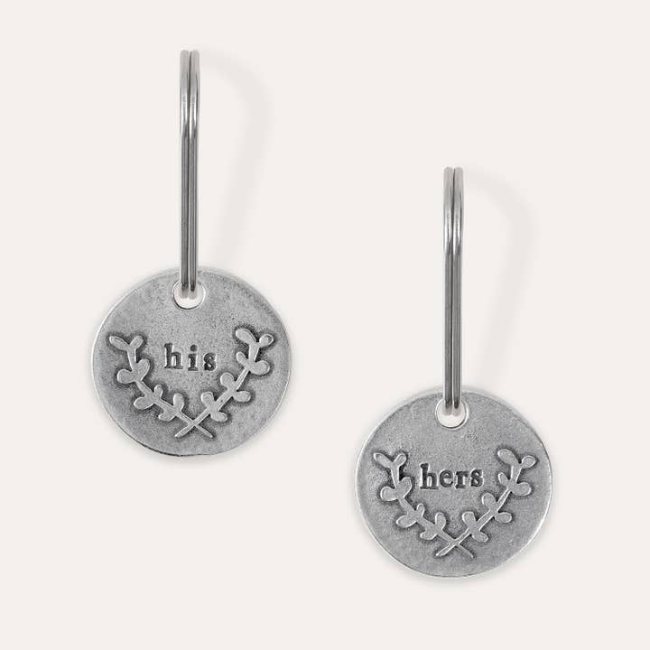 Portachiavi con scritta «His» o «Hers» per la vendita all'ingrosso da parte di Kutuu