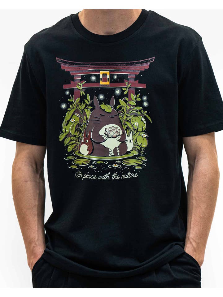 Noir T-shirt In Peace With The Nature - Tee-shirt anime Totoro en vente sur Faire