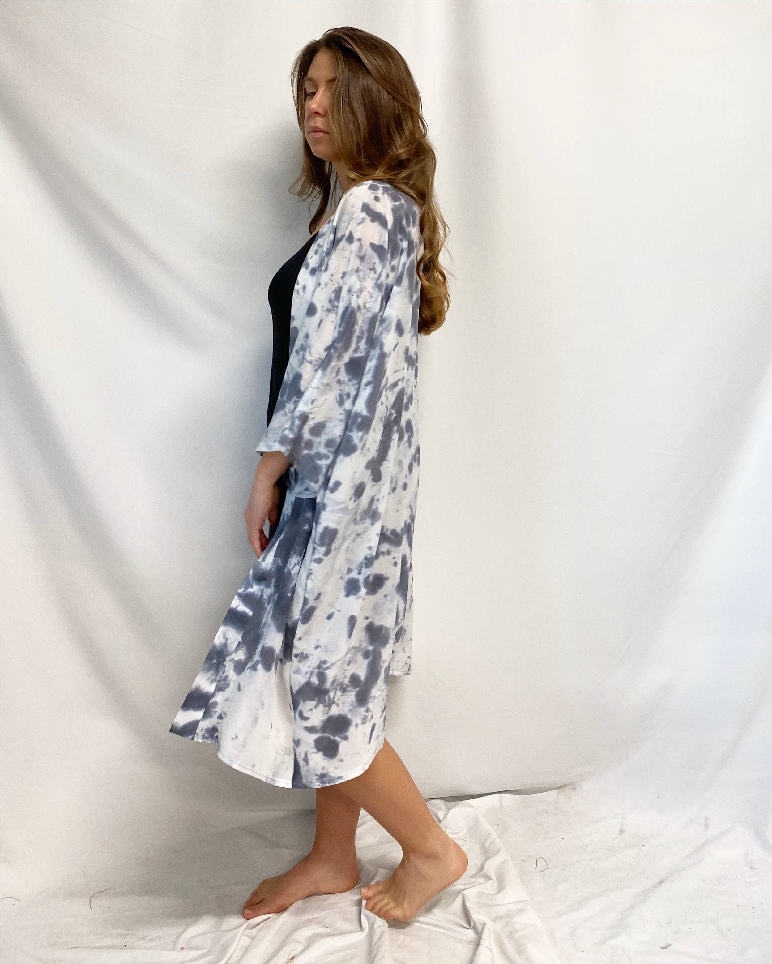 Explore Designs By Emelia Prince Ruyle – Großhandel Kimono – Damen – Kimono aus Birken-Seide, lang2