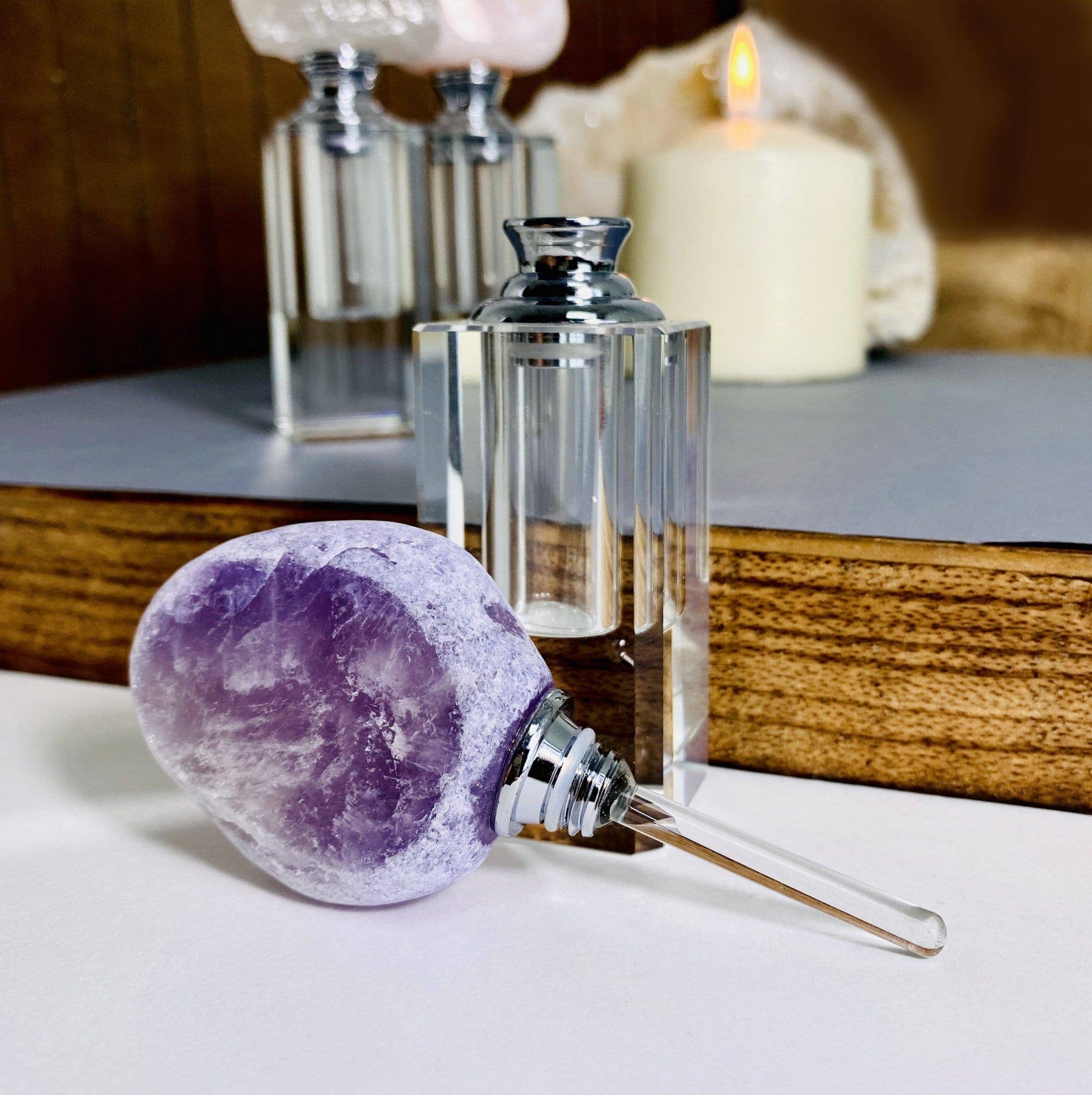 Rock Paradise - Wholesale Perfume/Eau de Toilette - Crystal Perfume Bottles with Stone Dispenser2