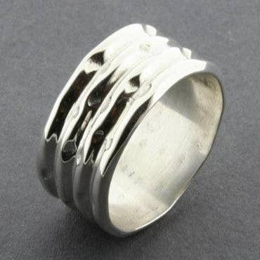 Bande froissée et perforée pour la vente par Makers & Providers