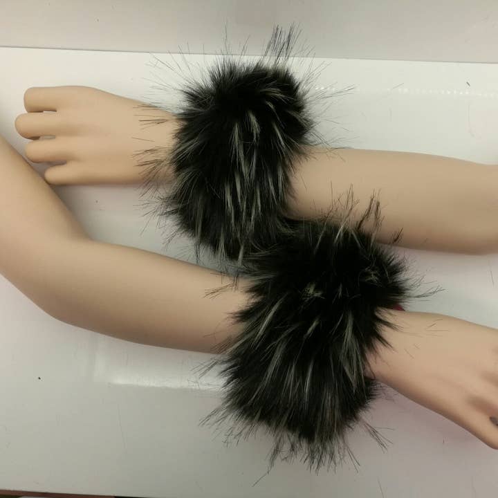 Superbia - Wholesale Cuff Bracelet - Faux Fur Wristband Slap Over Cuffs 4