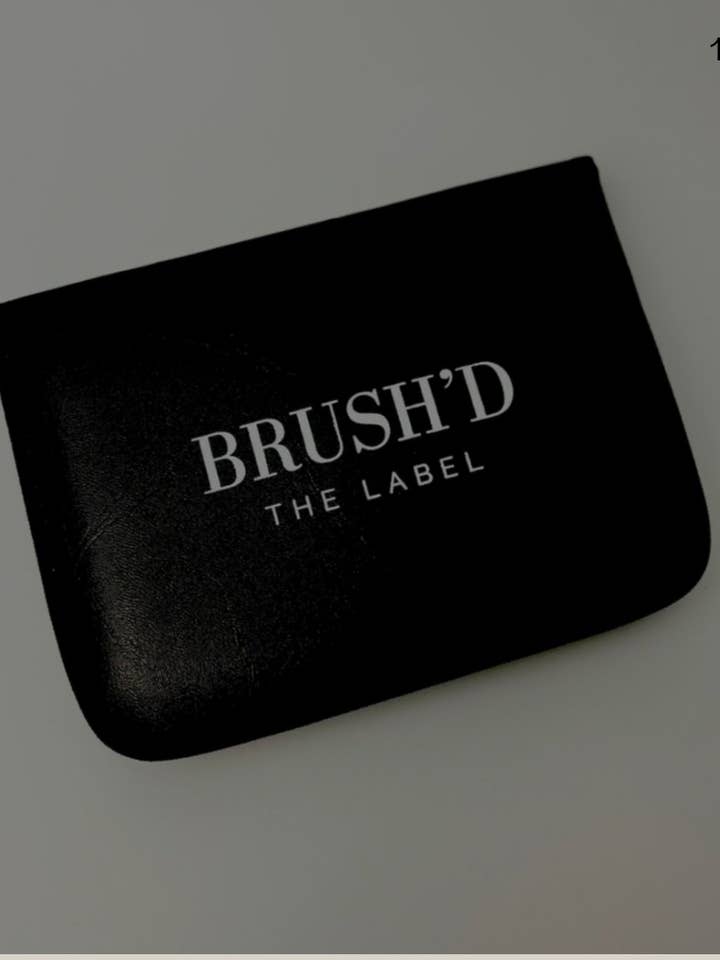 Kit d'Outils Invisi-Weft pour la vente par Brush'd The Label