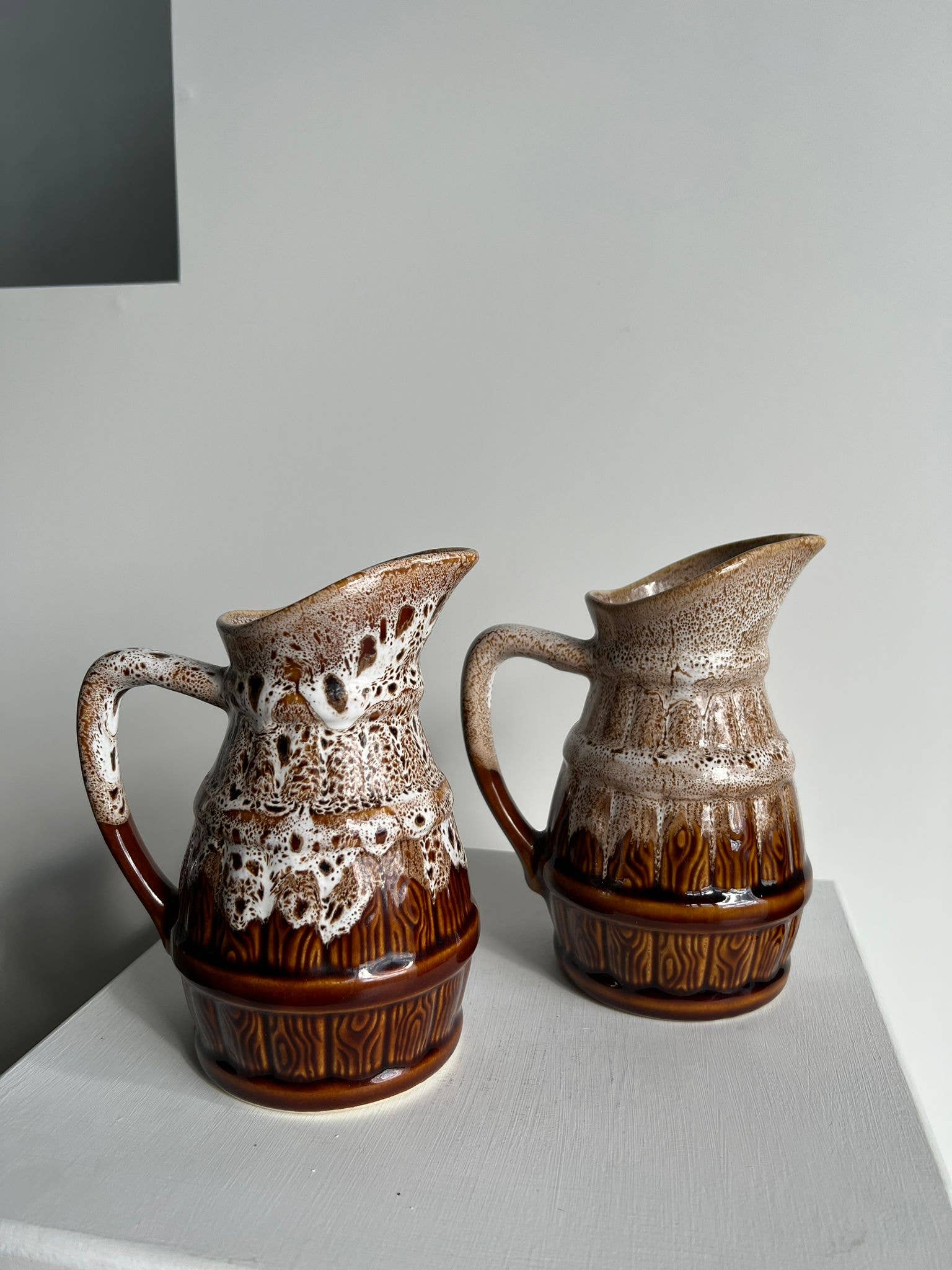 Office Objets – Objeto de mesa decorativo por atacado – Pequena jarra decorativa cerâmica vidrada com motivo de barril de cerveja32