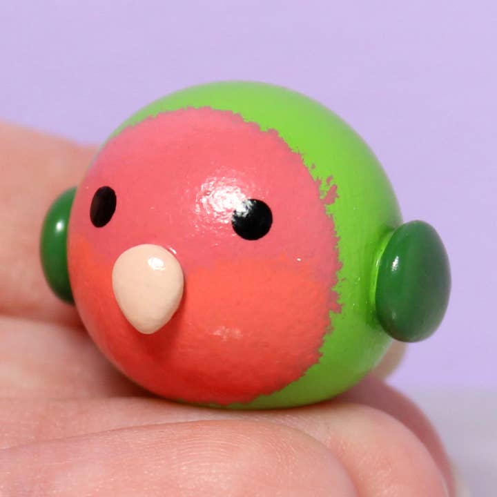 Lovebird Figurine for wholesale by Mariposa Miniatures