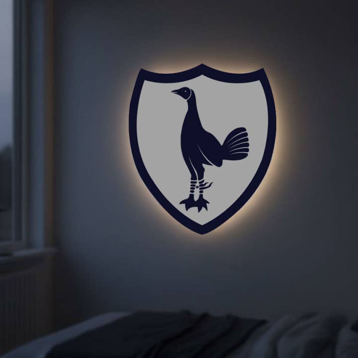 Tottenham Hotspur Marinblå Retro Tuppemblem LED Bakgrundsbelyst Väggdekor för wholesale av Themed
