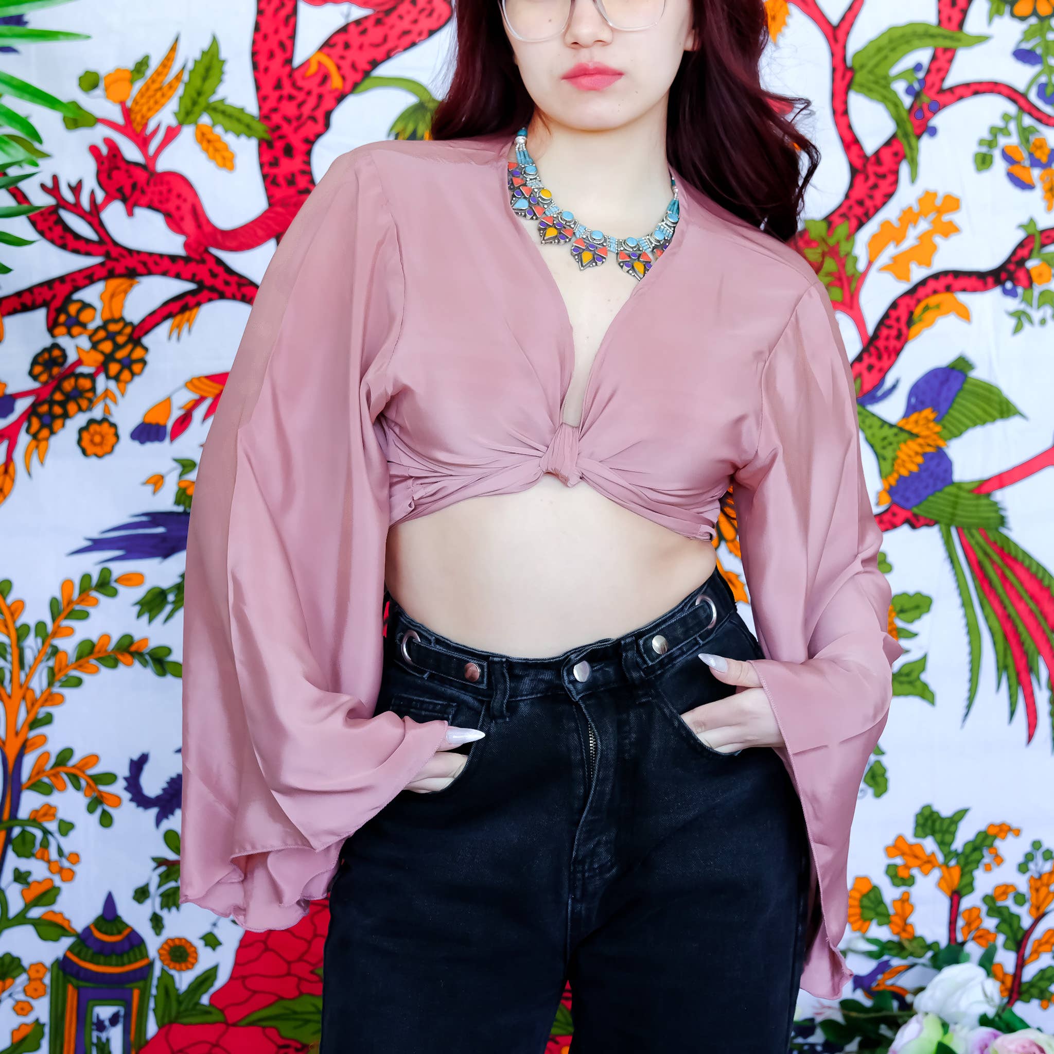 Karma Nepal Crafts - Vendita all'ingrosso Camicetta - Donna - Top avvolgente in seta tinta unita4