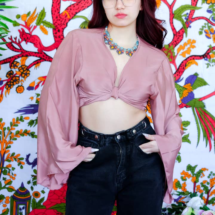 Karma Nepal Crafts - Vendita all'ingrosso Camicetta - Donna - Top avvolgente in seta tinta unita4