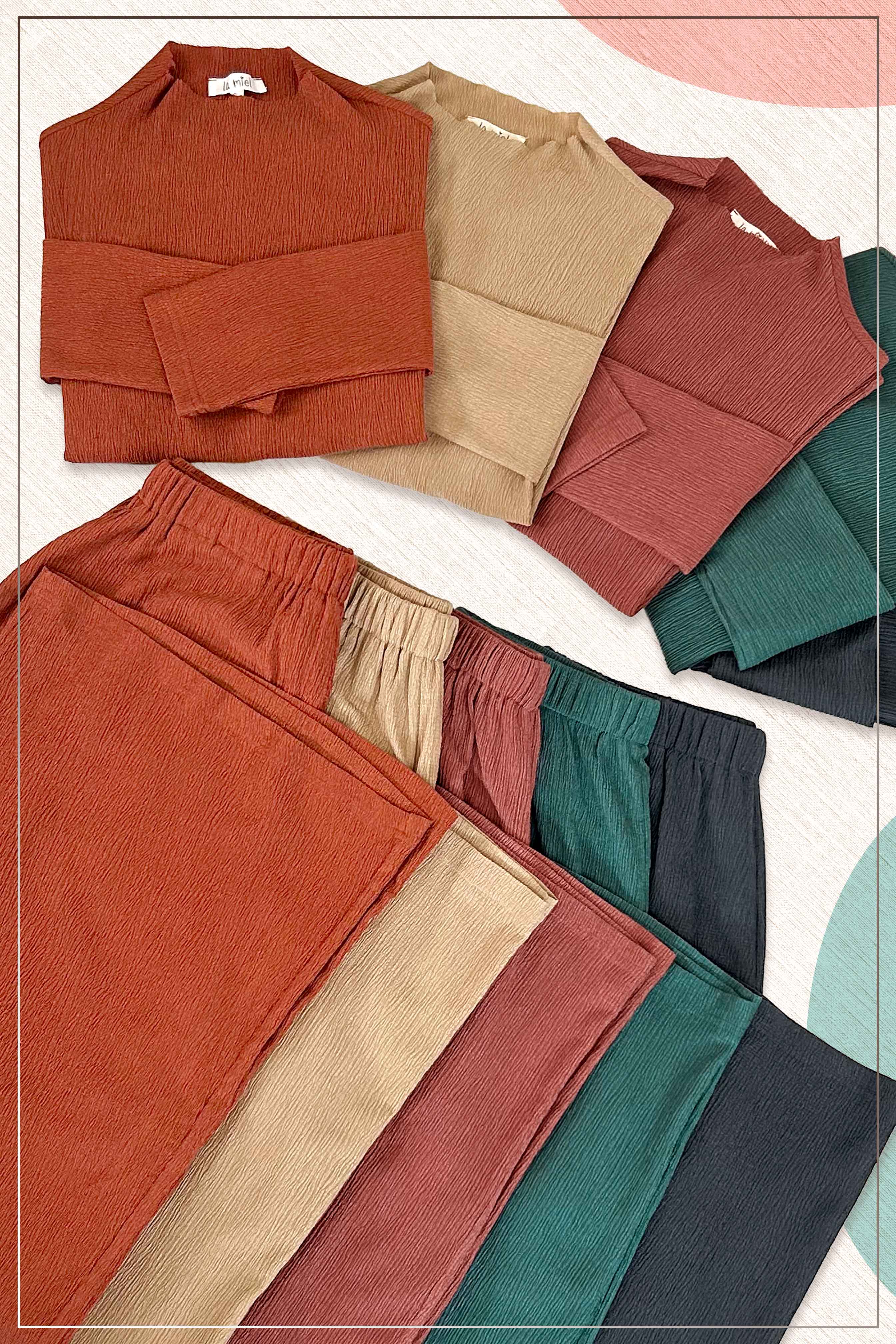 La Miel – Großhandel Loungewear-Set – Damen – La Miel Relax-Set aus dehnbarem, gekrepptem Stoff mit lockerem Sitz29