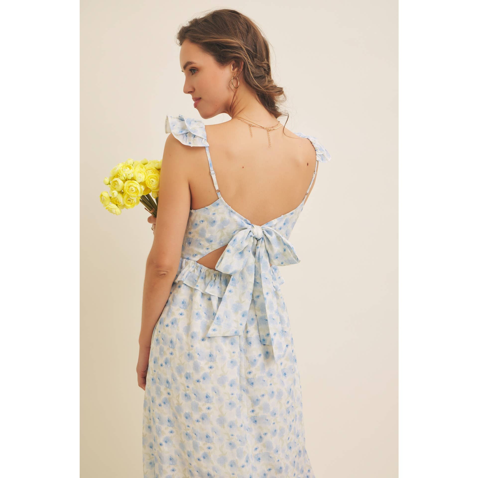 in february – Großhandel Kleid – Damen – ROMANTISCHES FLORALES MIDI-KLEID MIT SCHLITZ, RÜSCHEN UND RÜCKENBINDUNG26