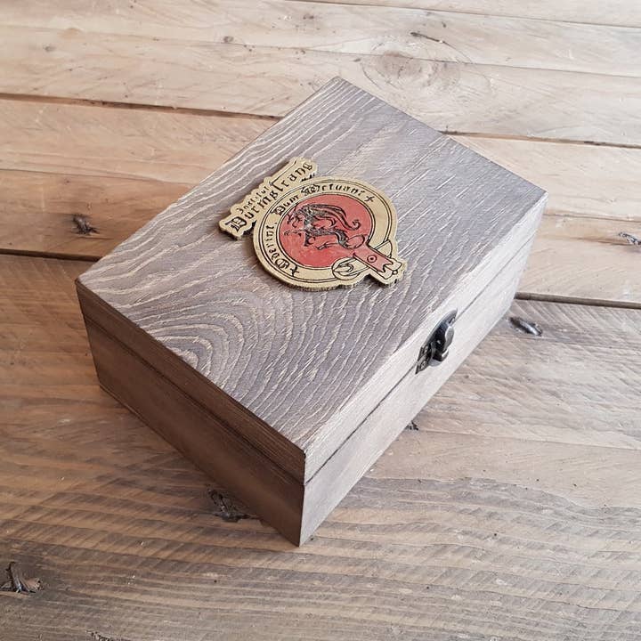 Outcast Props - Venta al por mayor Cajas decorativas - Caja de pociones DURMSTRANG de Harry Potter.