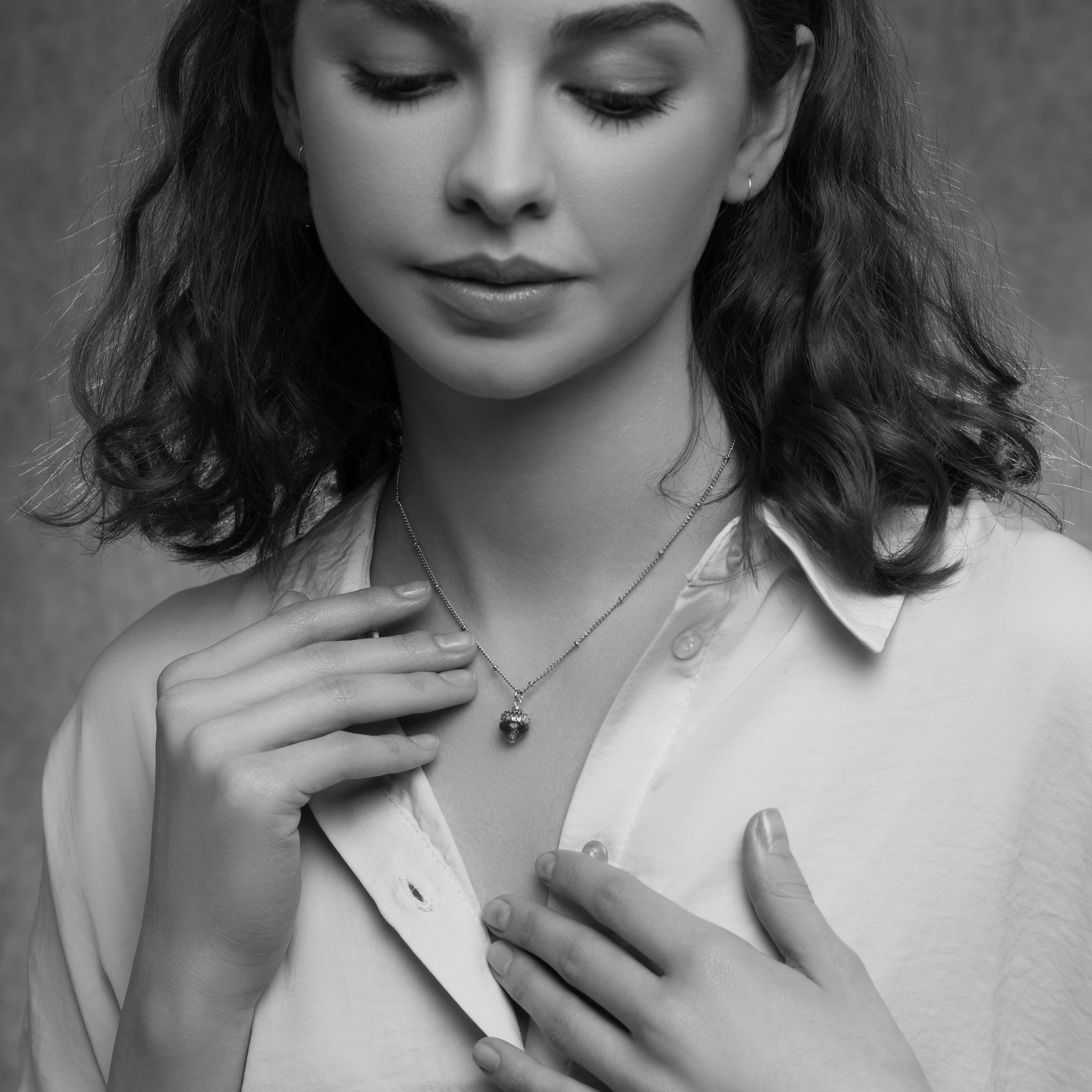 Silk Purse, Sow's Ear – wholesale Pendant/charm necklace – Cobalt Blue Gold Acorn Necklace3