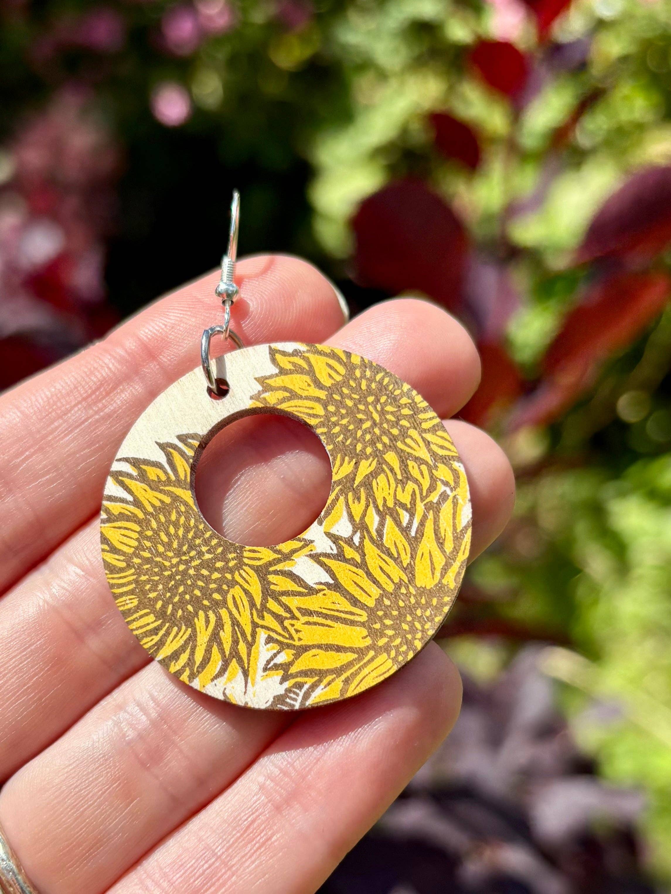 Beth Lewis Art – wholesale Dangle earrings – New Colourful Wooden Earrings2