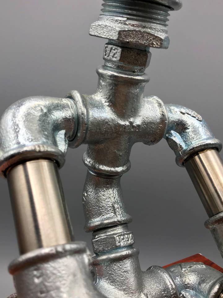 Lámpara Mads de acero inoxidable y zinc, diseño minimalista ajustable para venta al por mayor de Lmpmn