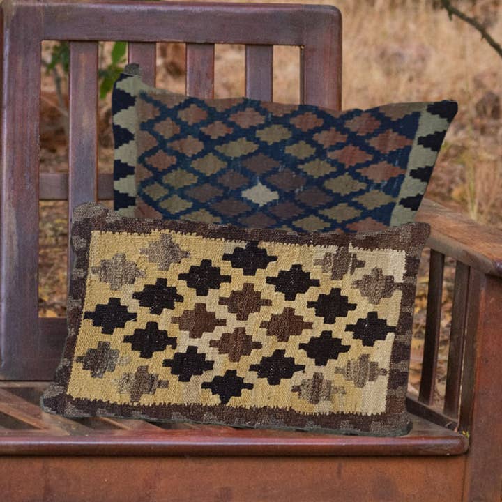 Kilim Handwoven Vanilla Cushion Cover for wholesale by Fybernots