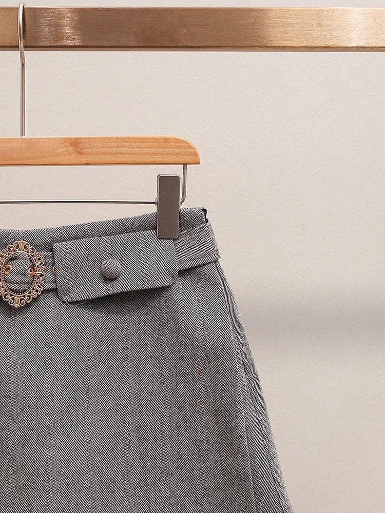 Productseeker – Großhandel Jacke – Damen – SET221Y Elegantes Wollkostüm mit Perlenbesatz, bestehend aus Jacke und Rock10