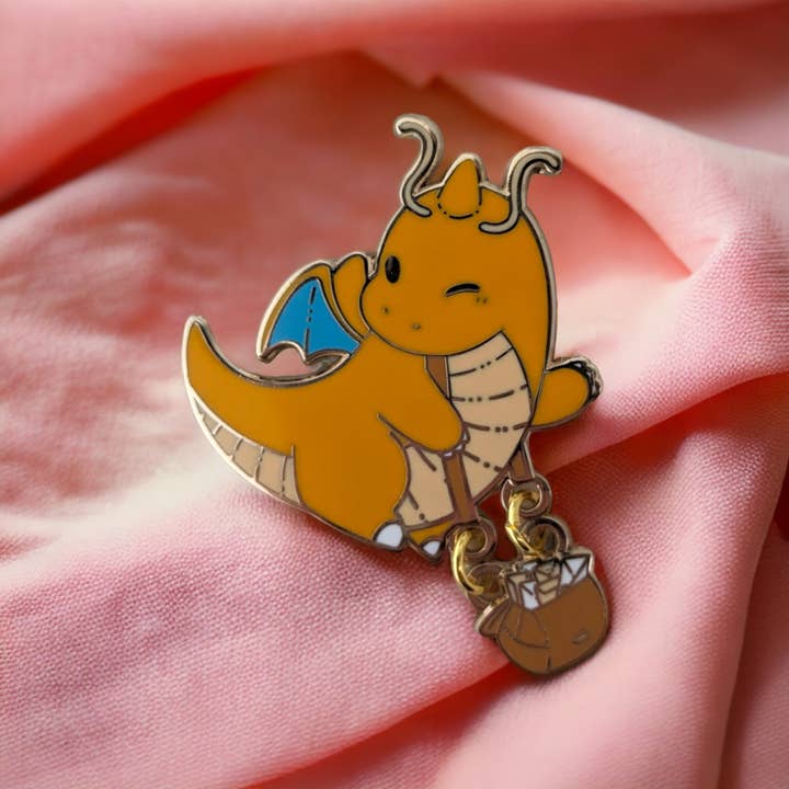 #149 - Monstre de Poche Suspendu Épingle en Émail pour la vente par Sugar Cubed Studios