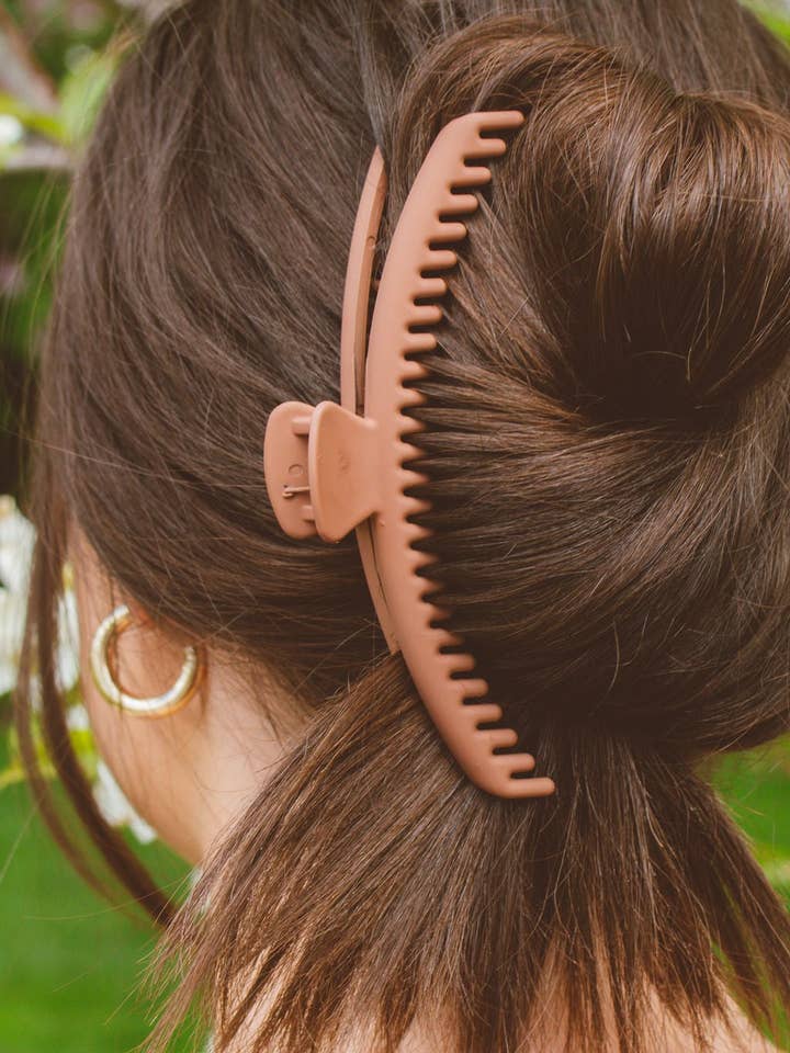 Thick Hair French Twist Claw Clip for wholesale by Shop Andi