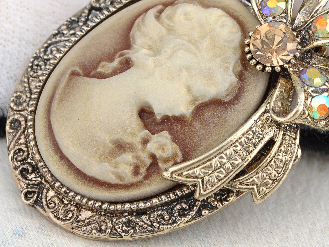 AK Brand - Wholesale Brooch - Vintage Victorian Cameo Brooch Maiden Flower Ribbon Bow3