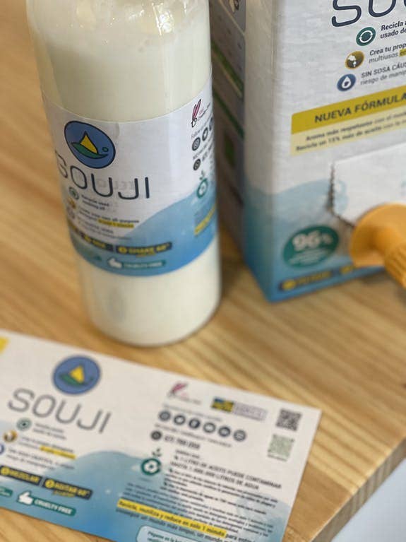 SOUJI - Wholesale Liquid Laundry Detergent - Eco-friendly 3-in-1 liquid laundry detergent 5L6