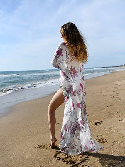 Kimono aus weißem Voile mit Blumenmuster für den Großhandel von Halapage