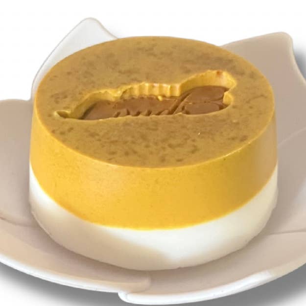 Turmeric & Honey Cleansing Bar for wholesale by LVNDR Pure Essentials