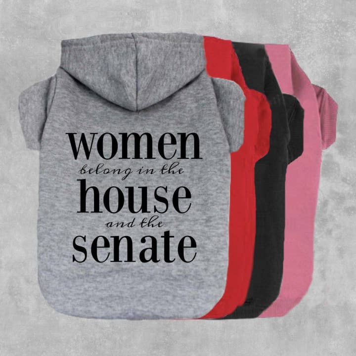Sweat à capuche pour chien Belong In The House & Senate pour la vente par The Honest Dog Company