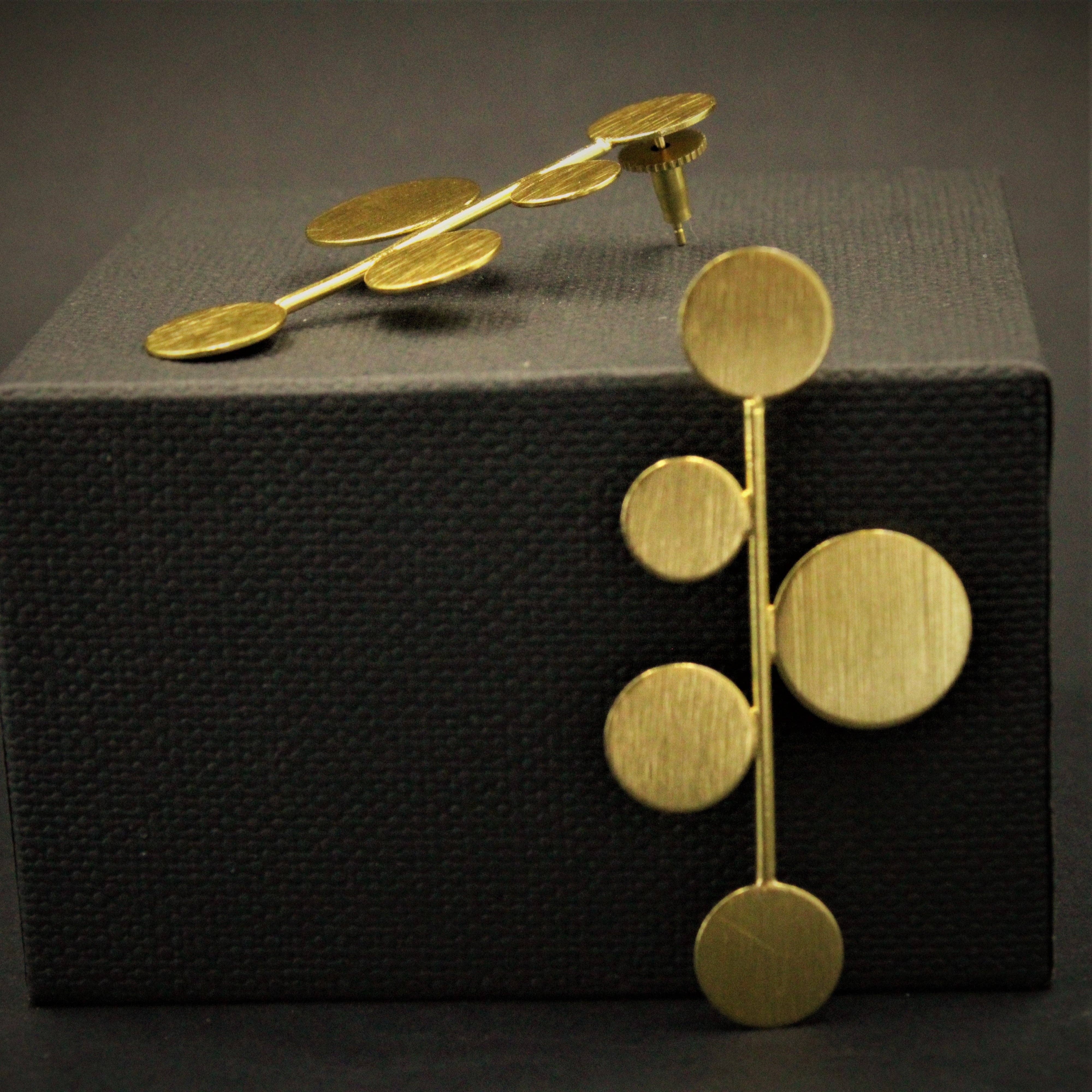 LA MAR - Wholesale Hangende/ronde oorbellen - DECO oorbellen met 1920s design, verguld0