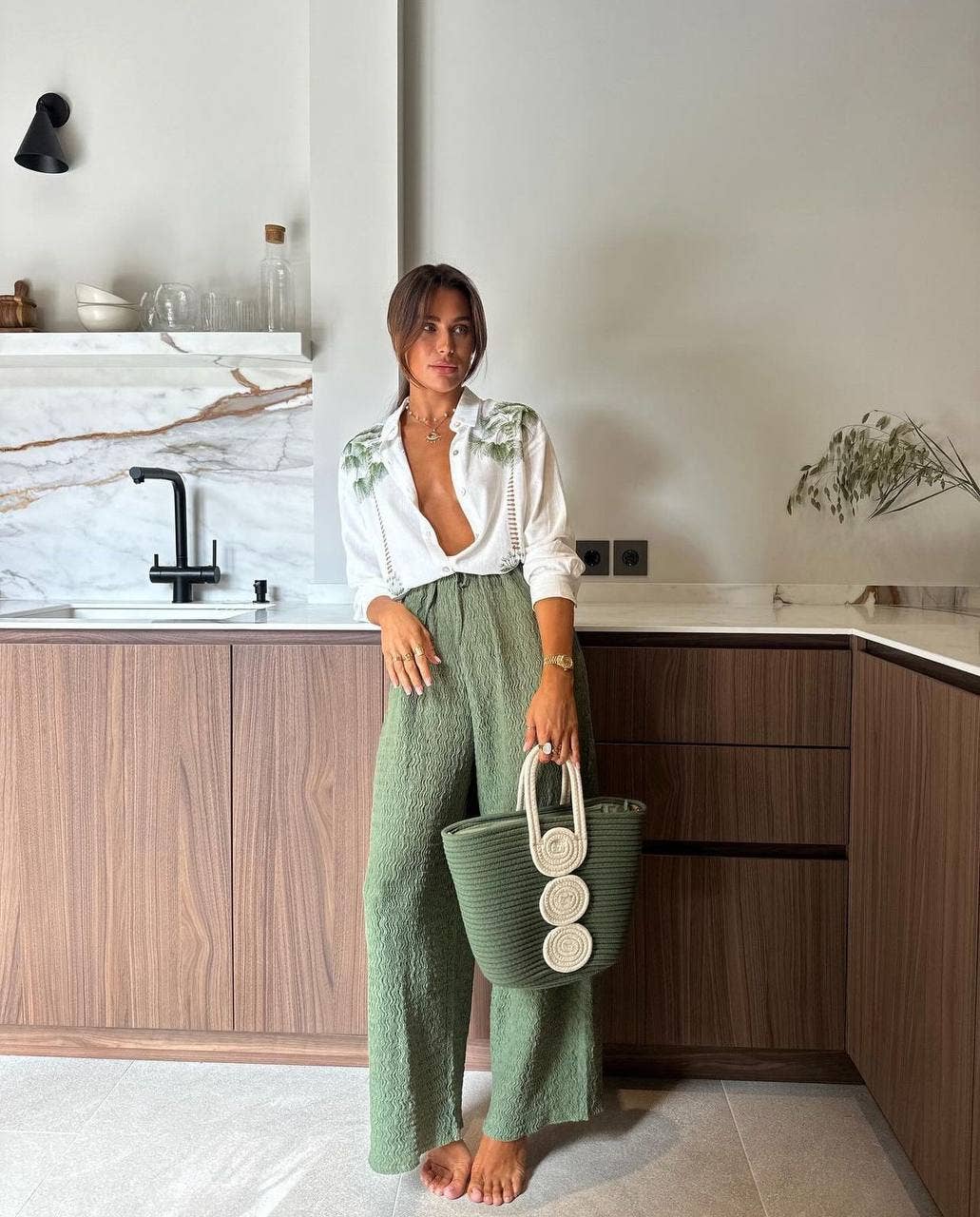 Design company-Fatma Balkir - Vendita all'ingrosso Completo top e gonna - Donna - Set Pantaloni Verde Menta e Camicia Ricamata - stile boho estivo1