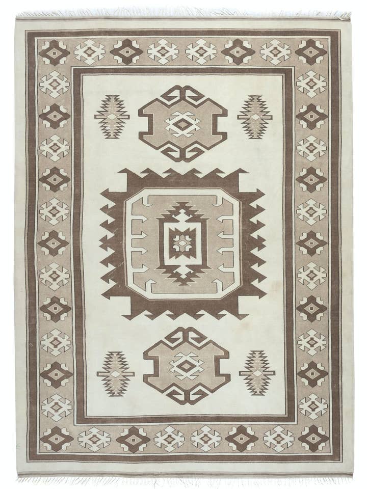 Alfombra turca vintage anudada a mano de 6.5x8.8 pies. 100% lana. para venta al por mayor de Rug Specialist LLC.