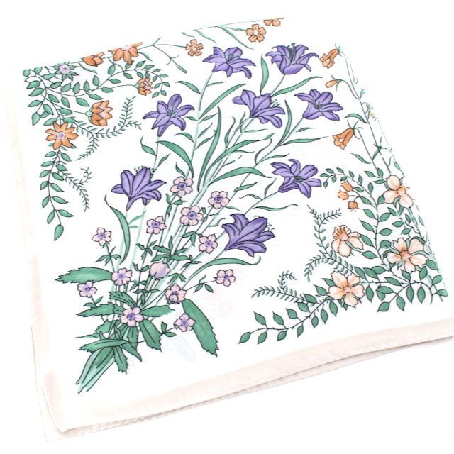 Pretty Persuasions - Wholesale Scarf - Women's - S25095 Floral Square Scarf (28"x28")8