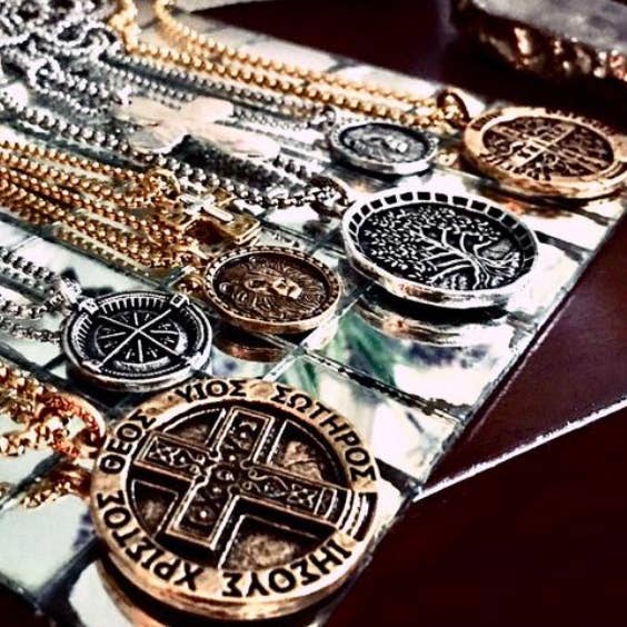 B.BéNI® Christian & Jewish Jewelry – wholesale Pendant/charm necklace – Intrépide Lion Coin Necklace6