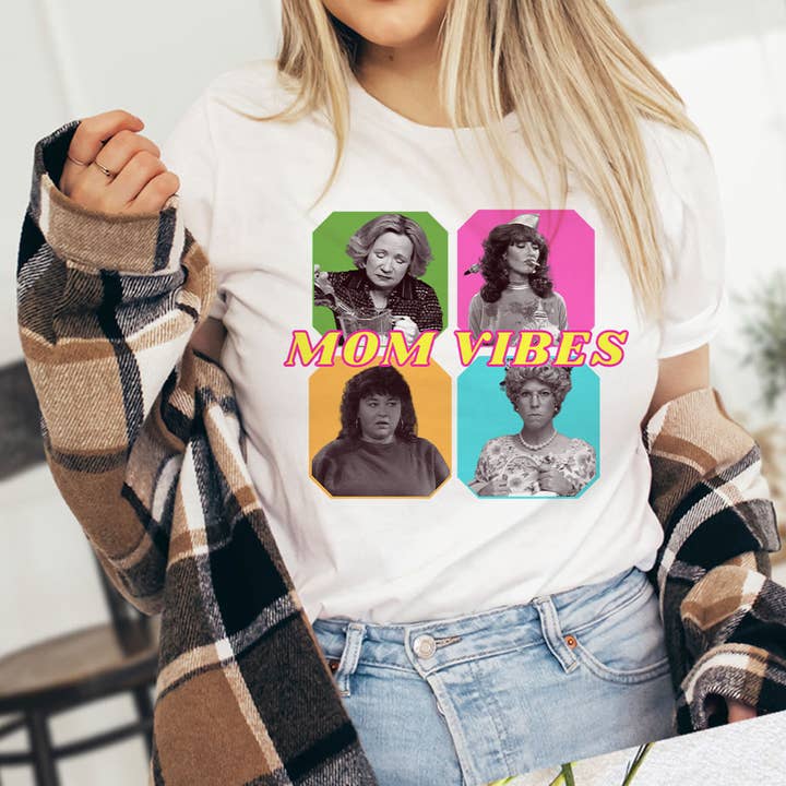 House Of Rodan - Wholesale T-Shirt (Graphic) - Women's - Mom Vibes 90's - Funny Mama Mother's Day Gift T-Shirt3