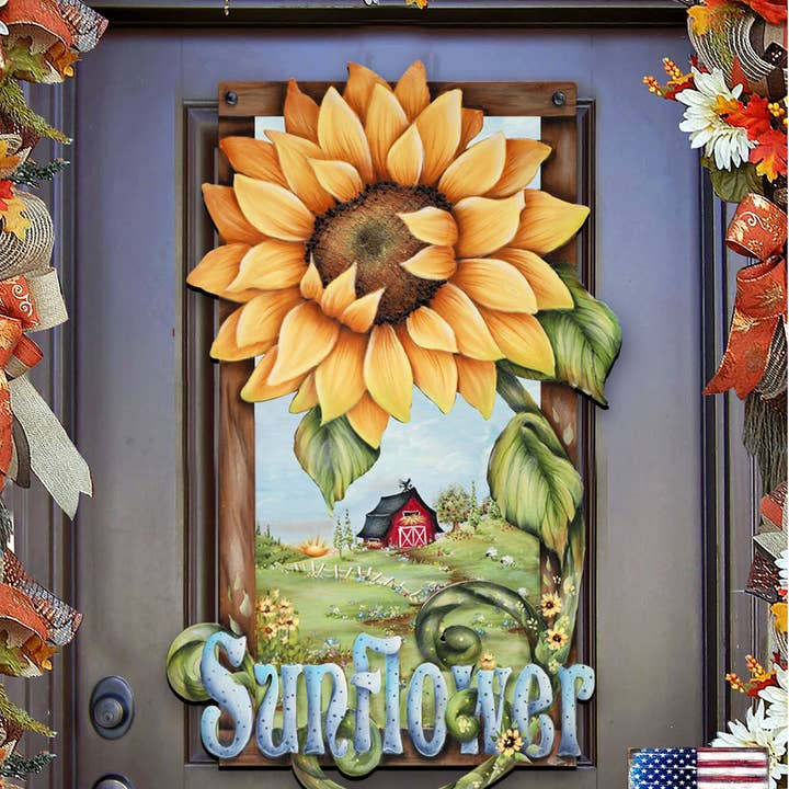 Cintre de porte en bois Sunflower Farms par Jamie Mills Price Spring pour la vente par Designocracy