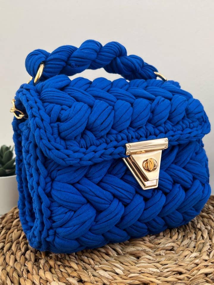 Pochette de soirée CHQEL pour femmes, mariage au crochet fait main pour la vente par CHQEL